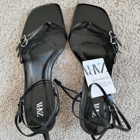 Zara Black Buckled Strappy Leather Square Toe Sandals - Picture 2 of 8